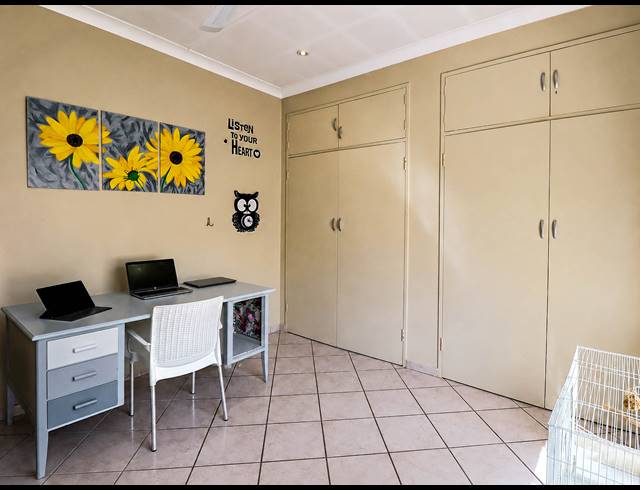 4 BEDROOM HOUSE FOR SALE IN LYTTELTON MANOR